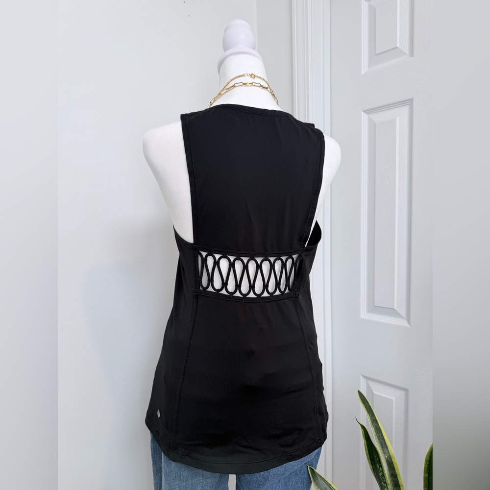 Lululemon Black Yoga Tank Open Lattice Back Athletic Top Women’s Size 6 - Picture 3 of 13